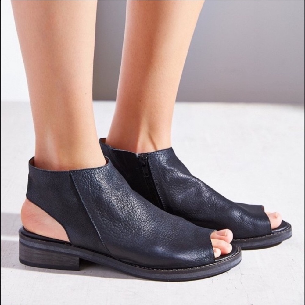 EUC Kelsi Dagger Tara Open Toe Boots